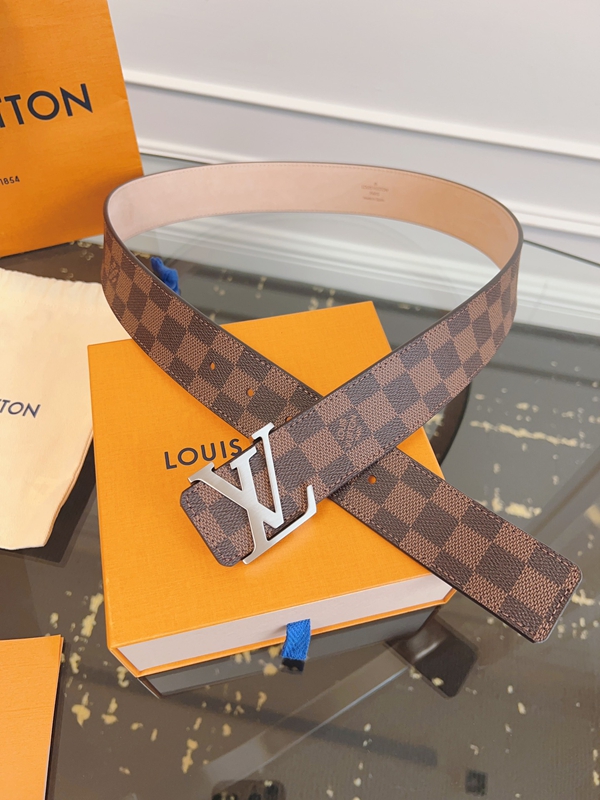 ルイヴィトンベルト着用イメージ